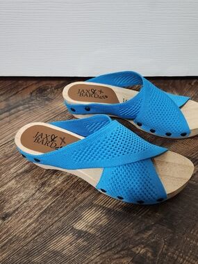 Jax & Bard "Libby Hill" Sky Blue Knit Clog Sandals, NWOT